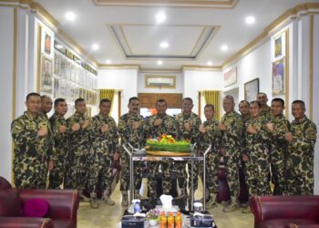 DANKORMAR TERIMA LAPORAN KORPS KENAIKAN PANGKAT EMPAT PATI KORPS MARINIR