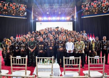 Panglima TNI Dampingi Presiden RI Buka Rakernas APEKSI di Balikpapan