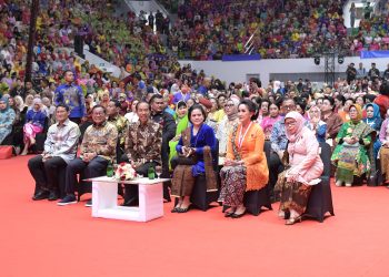 Ketua Umum Dharma Pertiwi Hadiri Hari Kebaya Nasional 2024