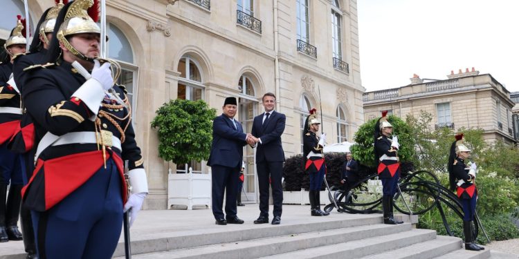 Menhan Prabowo Kunjungan Kerja ke Prancis, Temui Presiden Macron