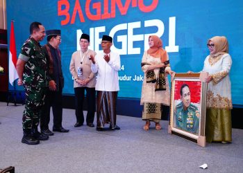 Panglima TNI Hadiri Pembukaan Pameran Lukisan “Bagimu Negeri”