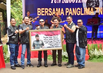 PANGLIMA TNI: “SAYA BANGGA KEPADA PRAJURIT KOPRS MARINIR, KALIAN ADALAH PATRIOT YANG TANGGUH DAN PROFESIONAL”