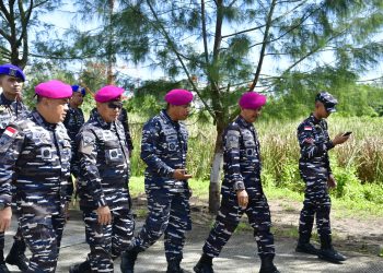 DANKORMAR DAMPINGI KASAL TEMUI PRAJURITNYA DI PAPUA*