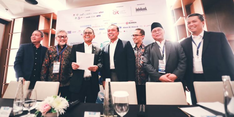 Hadiri indonesia Insurance Summit 2024,  Rivan A. Purwantono Dorong Kolaborasi Sektor Asuransi