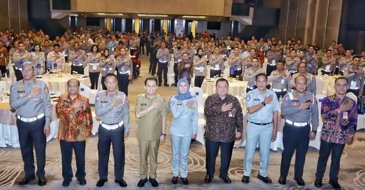 Tingkatkan Kepatuhan Masyarakat, Tim Pembina Samsat Nasional Bahas Evaluasi Pelayanan Regident dan Kesamsatan