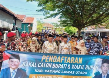 Diantar Ribuan Warga ke KPU, Hamsiruddin: Kami Tidak Menduga Masyarakat Begitu Antusias