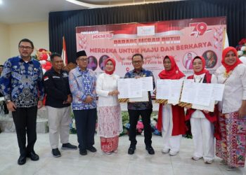 PJ Walikota Rd Gani Muhamad dan ketua IPEMI Bekasi Raya, Ayuni Mirlina, sepakat perpanjang PKS – Kota Bekasi,