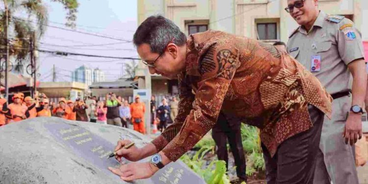 Pj Gubernur Heru Groundbreaking RTH Eks Johar Baru Teater