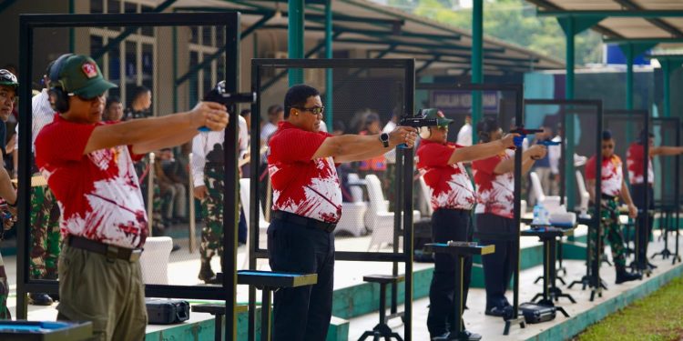 Open Tournament Lomba Menembak Piala Panglima TNI Meriahkan HUT Ke-79 TNI