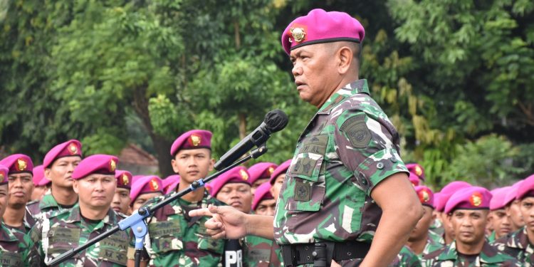 Akhiri Tugas Wadan Kormar, Brigjen TNI (Mar) Suherlan _Exit Briefing_