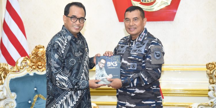 DANKORMAR TERIMA KUNJUNGAN MENTERI PERHUBUNGAN RI