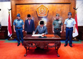 Panglima TNI Terima Kunjungan Menteri Pertahanan  RI di Mabes TNI