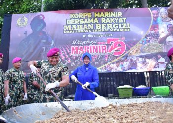 SERENTAK, KORPS MARINIR GELAR BAKTI SOSIAL, KESEHATAN DAN MAKAN BERGIZI