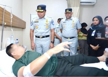 Rivan A. Purwantono Pastikan Korban Tabrakan Beruntun Tol Cipularang Dapat Pelayanan Terbaik di RS Abdul Radjak