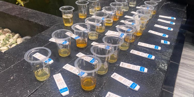 Laksanakan Instruksi Menteri Imipas, Lapas Narkotika Jakarta Gencarkan Test Urin WBP