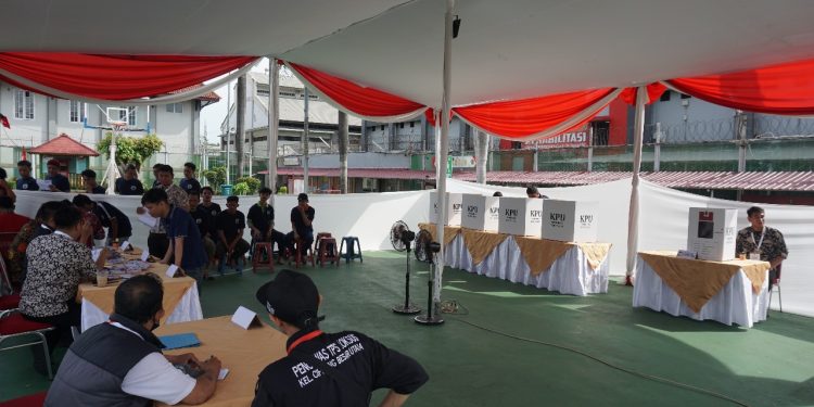 Kalapas Narkotika Jakarta Hadiri Rapat Evaluasi Pelaksanaan Anggaran Bulan November 2024