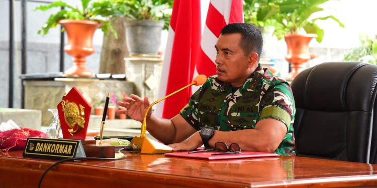 KIBARKAN PANJI KORPS MARINIR DAN JAGA NAMA BAIK KORPS*