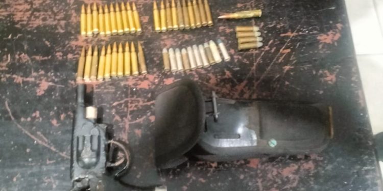 PRAJURIT MARINIR GAGALKAN PENYELUNDUPAN SENPI DI PELABUHAN AMBON