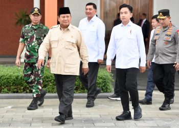 Panglima TNI Lepas Keberangkatan Presiden RI Kunjungan Kerja Ke India
