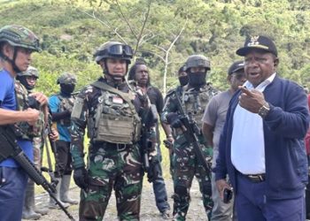 Satgas Yonif 112/DJ Dampingi Pj Bupati Laksanakan Mediasi Lanjutan dan Fasilitasi Warga Untuk Wujudkan Perdamaian di Puncak Jaya