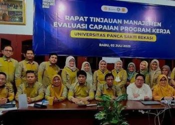 Universitas Pancasakti Bekasi Serta Para Dosen Gelar rapat tinjauan manajemen evaluasi capaian program kerja Universitas Panca Sakti Bekasi,