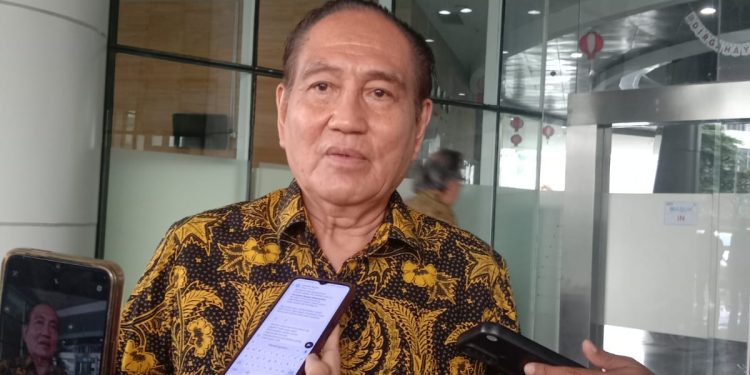 Presiden Ketiga RI, Demokrasi, dan Ilmu Pengetahuan – Kenangan Theo L. Sambuaga