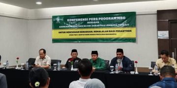 KOMISI FATWA MUI PUSAT : FOOD TRAY LOGO HALAL SYARAT SERTIFIKASI DAPUR MBG