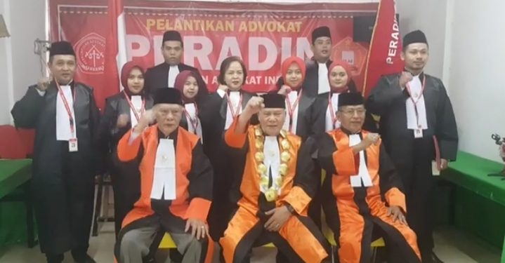 PERADIN Lantik Tujuh Advokat Baru, Ropaun Rambe: “KUHP Baru adalah Produk Ibu Pertiwi”