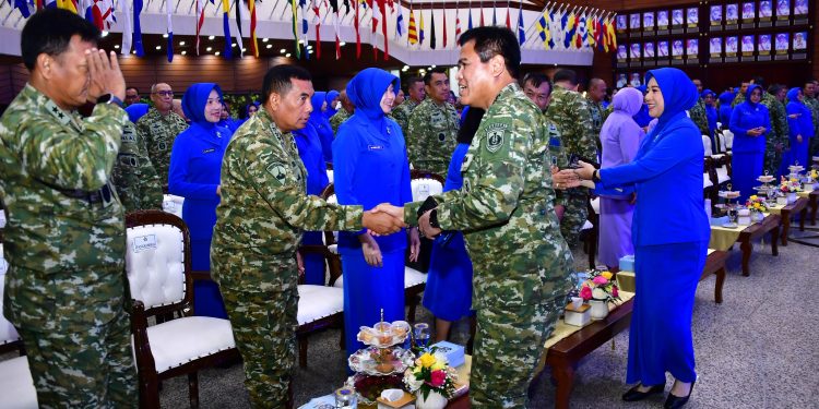 PANGKORMAR HADIRI TATAP MUKA PEMBINA UTAMA DENGAN SELURUH ANGGOTA JALASENASTRI