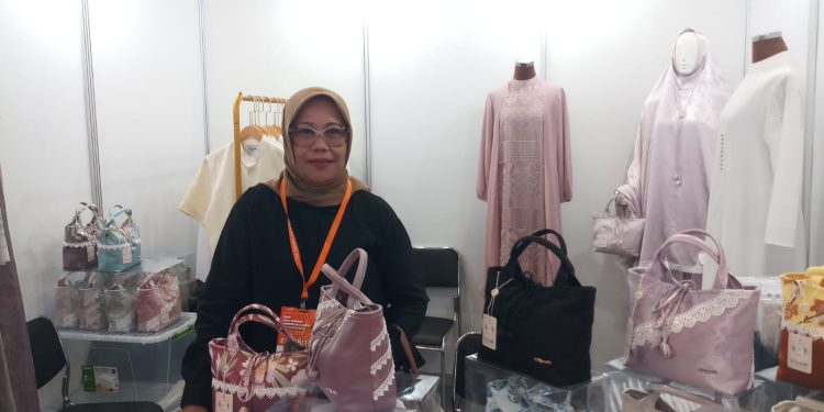 Hampir 20 Tahun di Pasar Lokal, Riyadh Simply Elegant Siap Perluas Pasar Melalui Pameran Fashion.