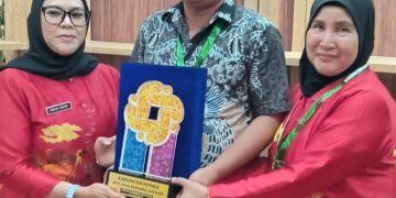 Minyak Daun Bungkus dan Minyak Lintah Jadi Primadona, UMKM Mimika Banjir Pesanan