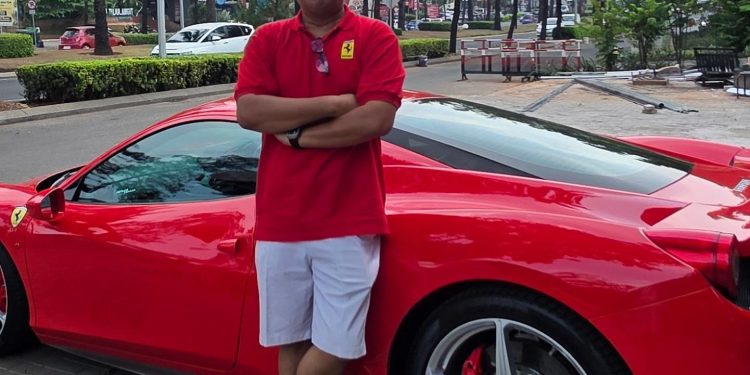 *Dari Angkot ke Supercar, dari IPK Pas-pasan ke Dua Program Doktor*