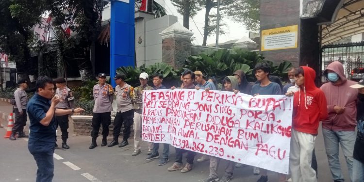 MADILOG SUMUT DESAK KEJAGUNG USUT DUGAAN PENGONDISIAN TENDER PROYEK PENDIDIKAN DELI SERDANG Rp13,39 MILIAR