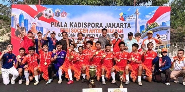 Jakarta Timur Juarai Turnamen Mini Soccer Piala Kadispora U-15
