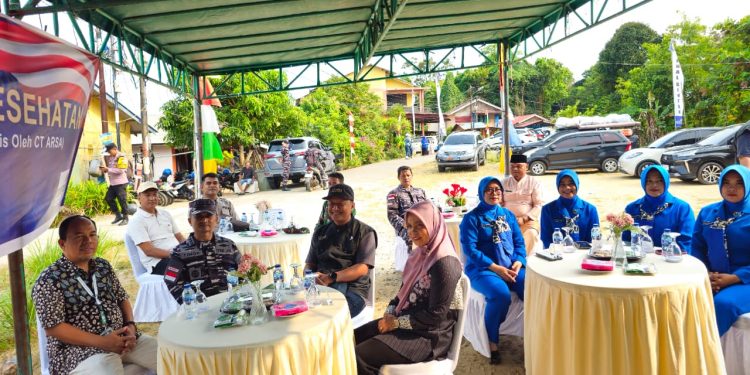 TNI AL dan CT ARSA Gelar Bakti Sosial Teluk Sasah