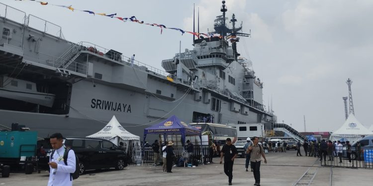 .Kapal Induk ITS Giuseppe Garibaldi Resmi Jadi KRI Sriwijaya-100