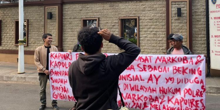 Jatmiko Geruduk Mabes Polri Desak Copot Kapolres & Kasat Narkoba Binjai Karena Gagal Dalam Brantas Narkoba