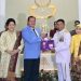 Ketua Umum PPAL Serahkan KTA Kepada 39 Pati Wisudawan Pada Upacara Wisuda Purnawira di AAL Bumi Moro Surabaya