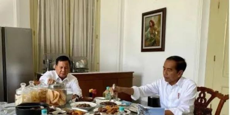 PRESIDEN PRABOWO RETAK DENGAN MANTAN PRESIDEN JOKO WIDODO??